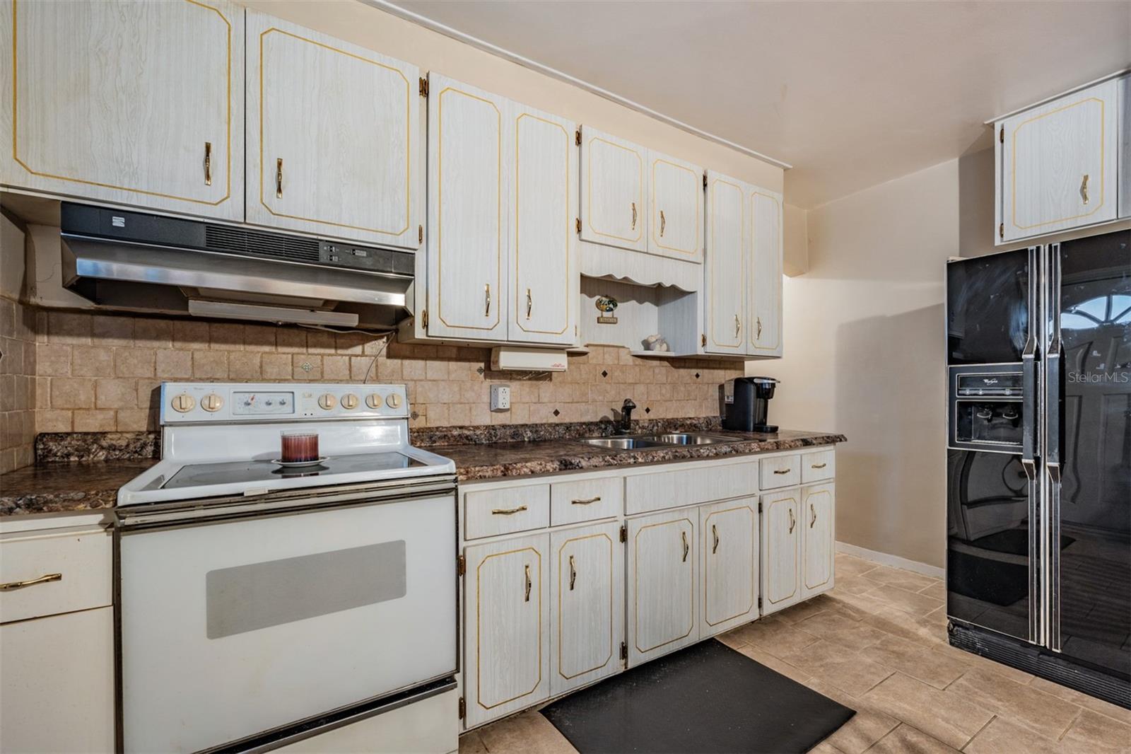 Image 12 of 36 For 5927 3rd Avenue N