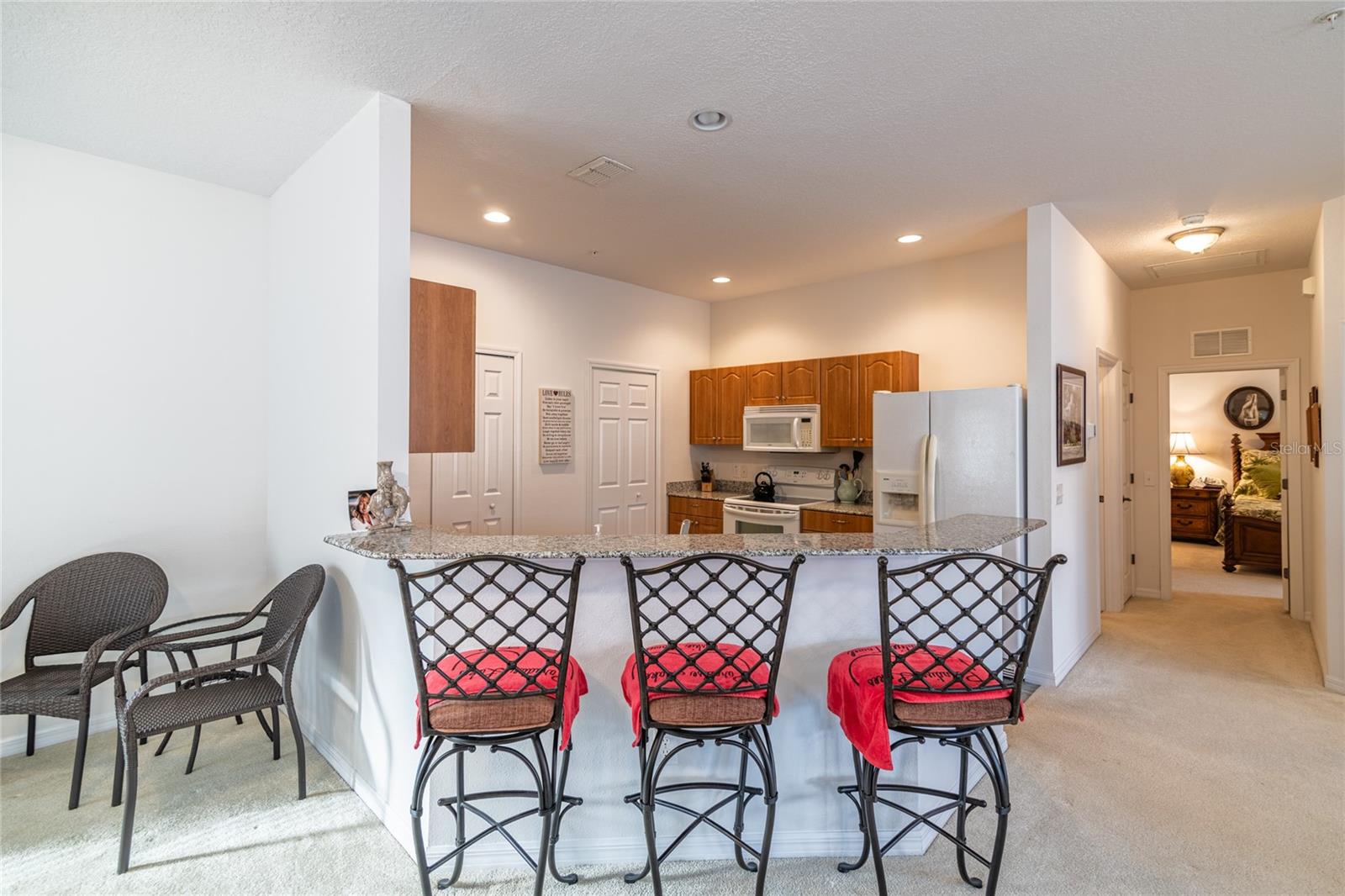 Image 19 of 38 For 21008 Sunpoint Way 203