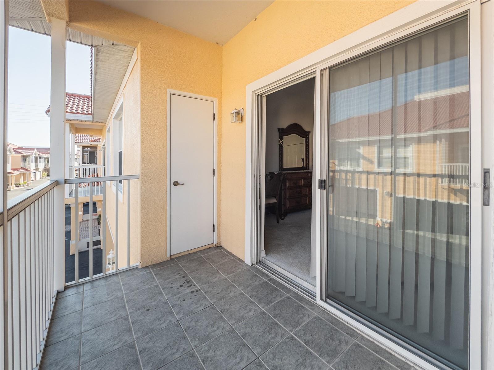 Image 37 of 38 For 21008 Sunpoint Way 203