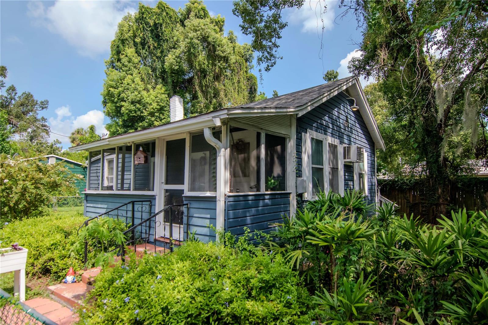 Listing photo id 24 for 128 Montclair Avenue