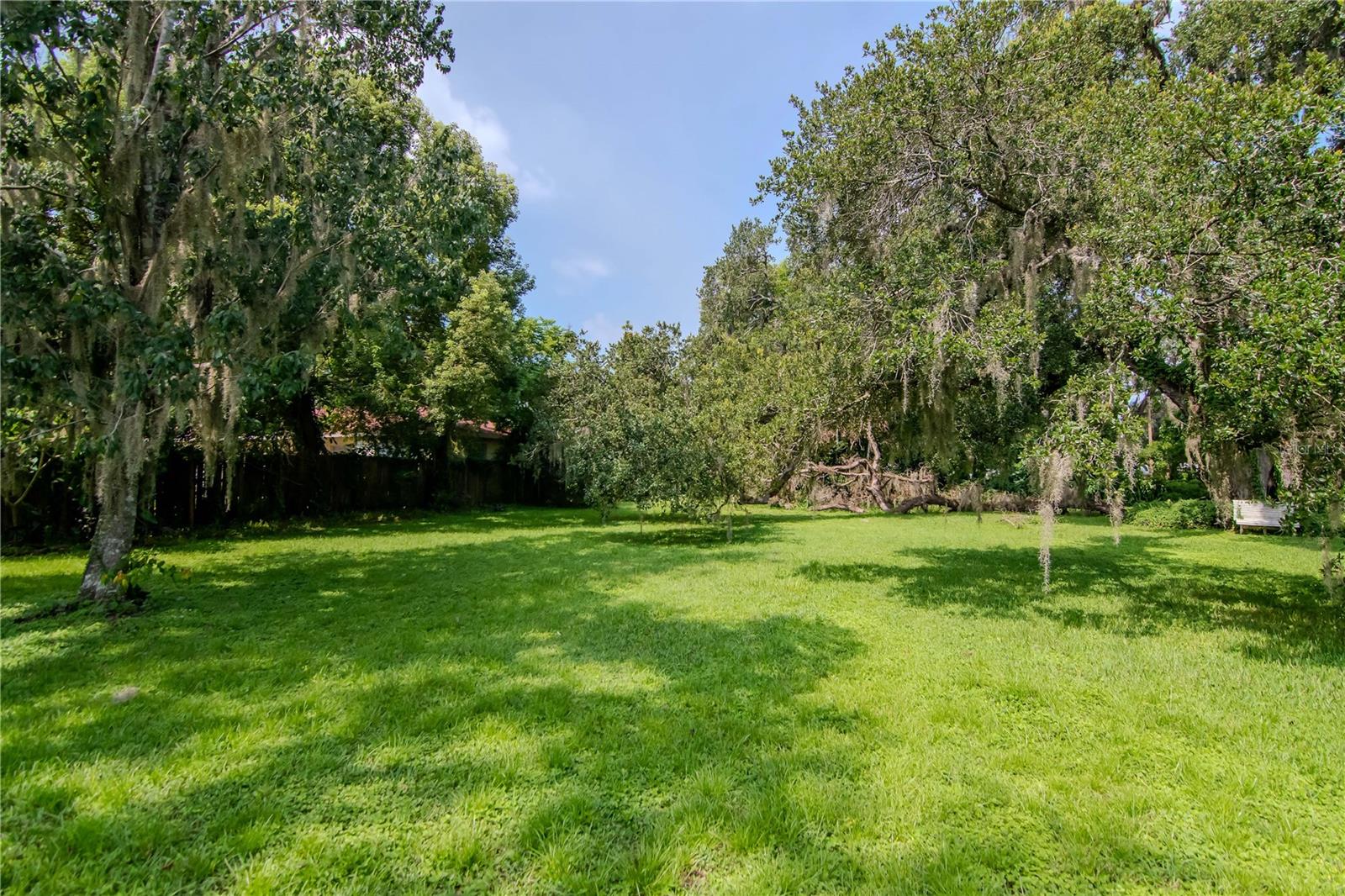 Listing photo id 27 for 128 Montclair Avenue
