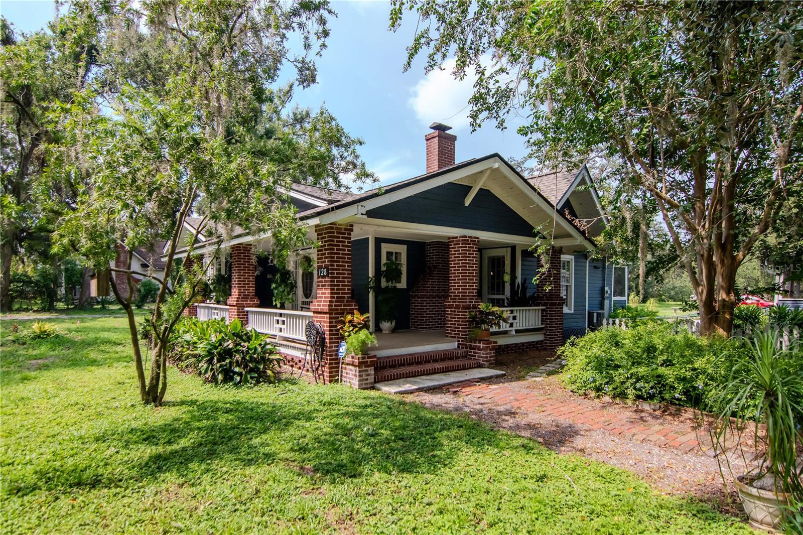 Listing photo id 43 for 128 Montclair Avenue