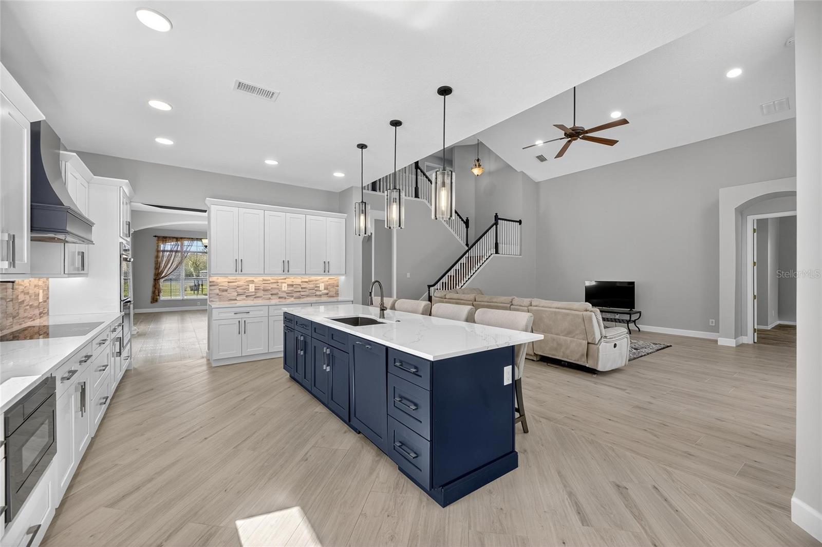 Image 10 of 97 For 4310 70th Avenue E