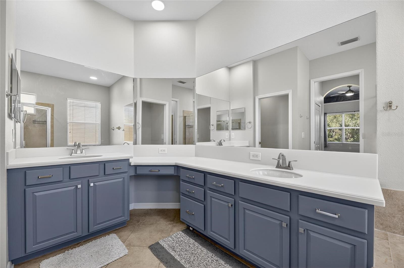 Image 38 of 97 For 4310 70th Avenue E