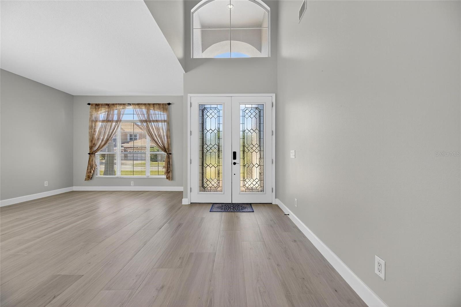 Image 53 of 97 For 4310 70th Avenue E