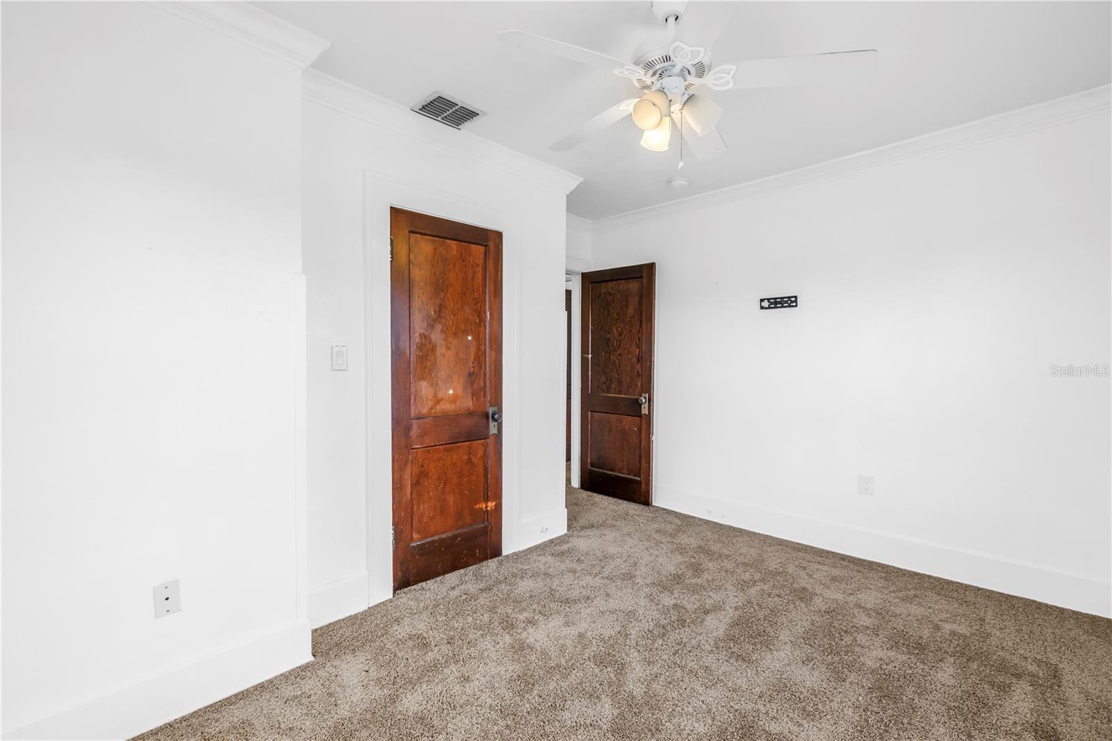 Image 12 of 23 For 4926 4th Avenue S