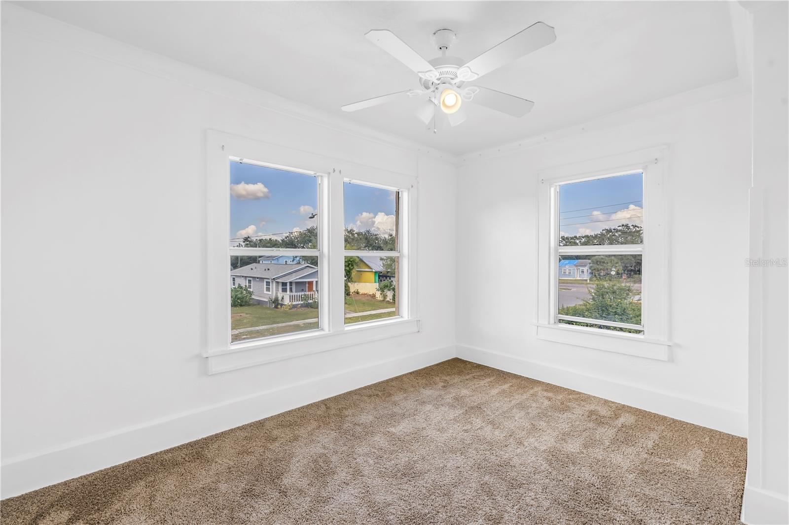 Image 13 of 23 For 4926 4th Avenue S