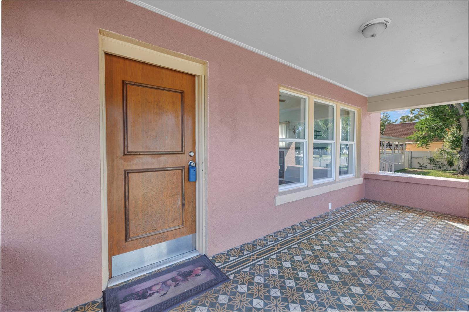 Image 2 of 23 For 4926 4th Avenue S