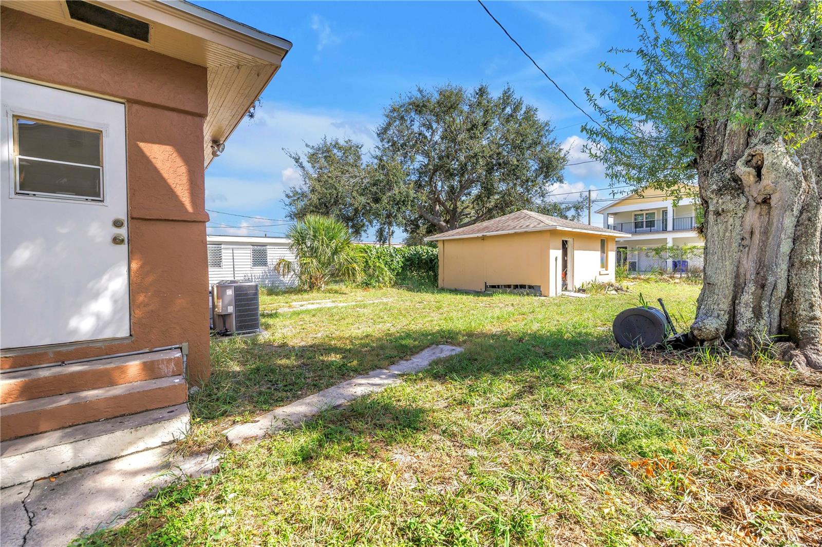 Image 22 of 23 For 4926 4th Avenue S