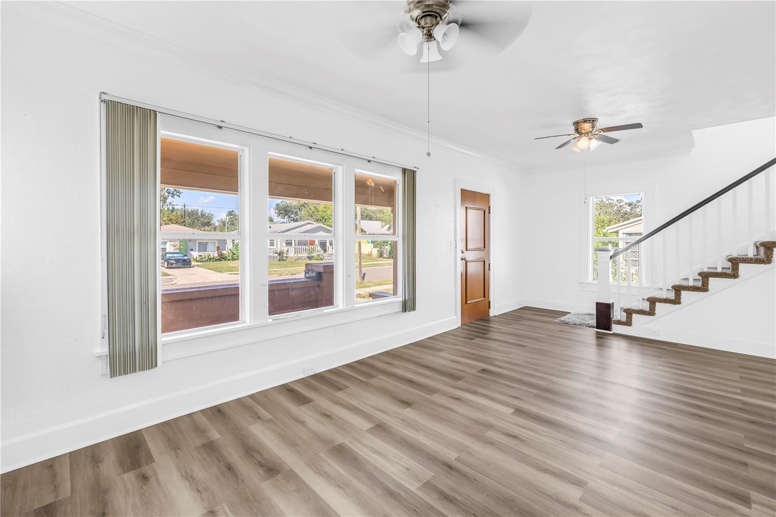 Image 5 of 23 For 4926 4th Avenue S