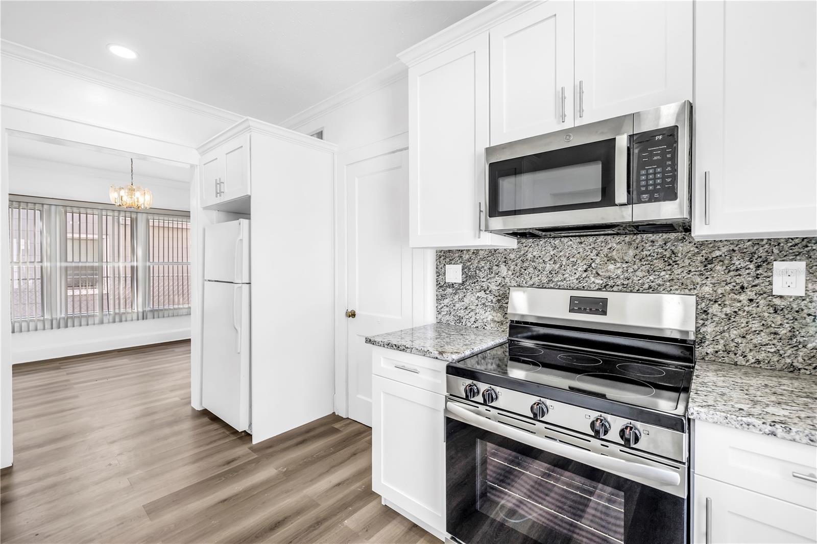 Image 9 of 23 For 4926 4th Avenue S