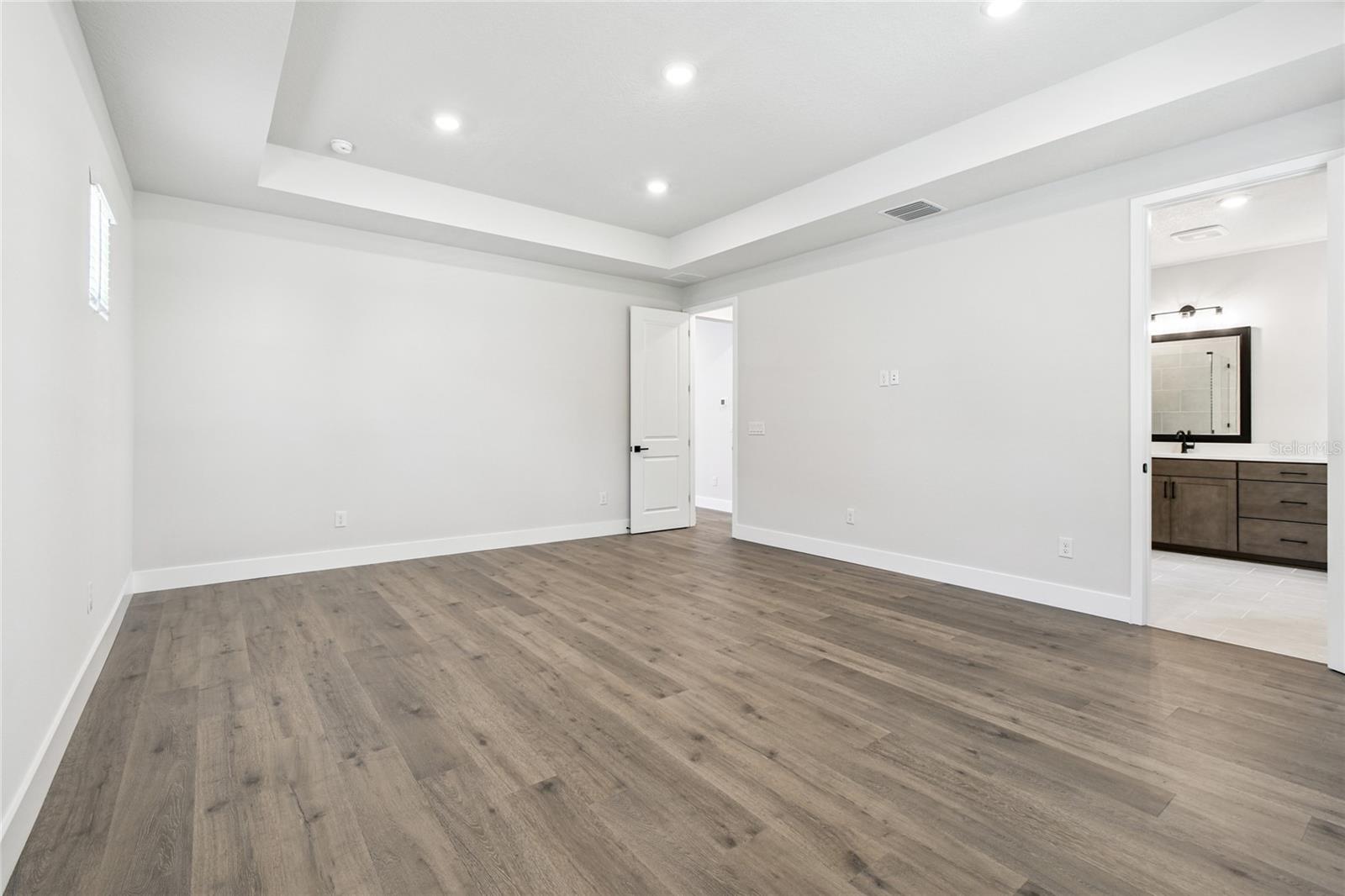 Image 27 of 50 For 4017 Cass