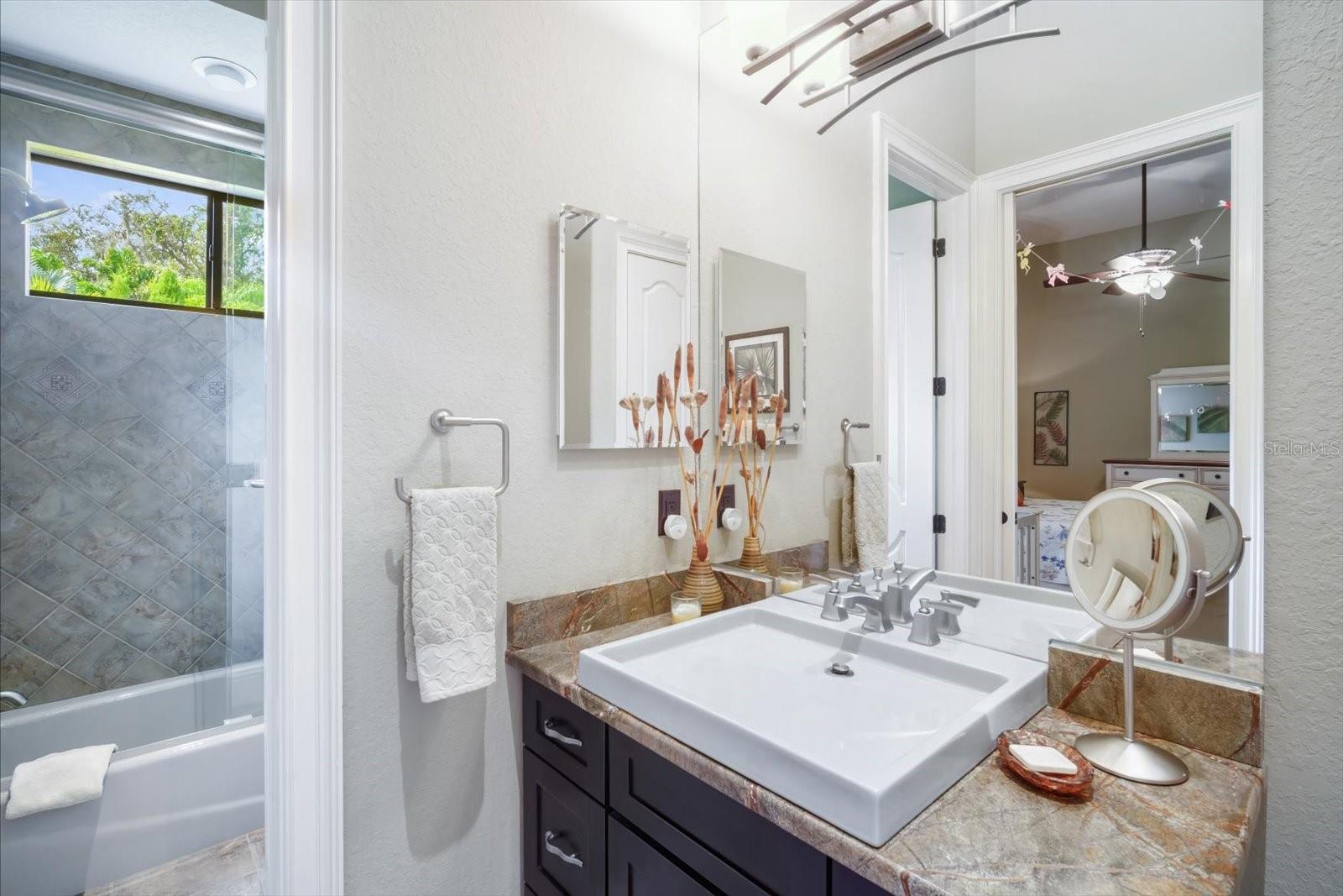 Image 33 of 62 For 16220 Ternglade Drive