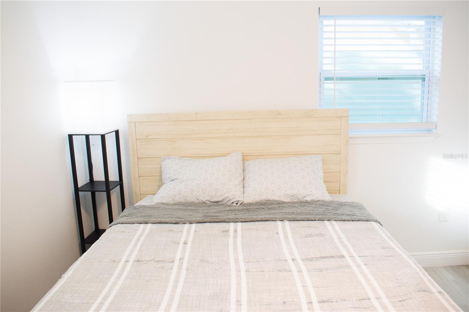 Image 13 of 24 For 5832 Dr Martin Luther King Jr Street N