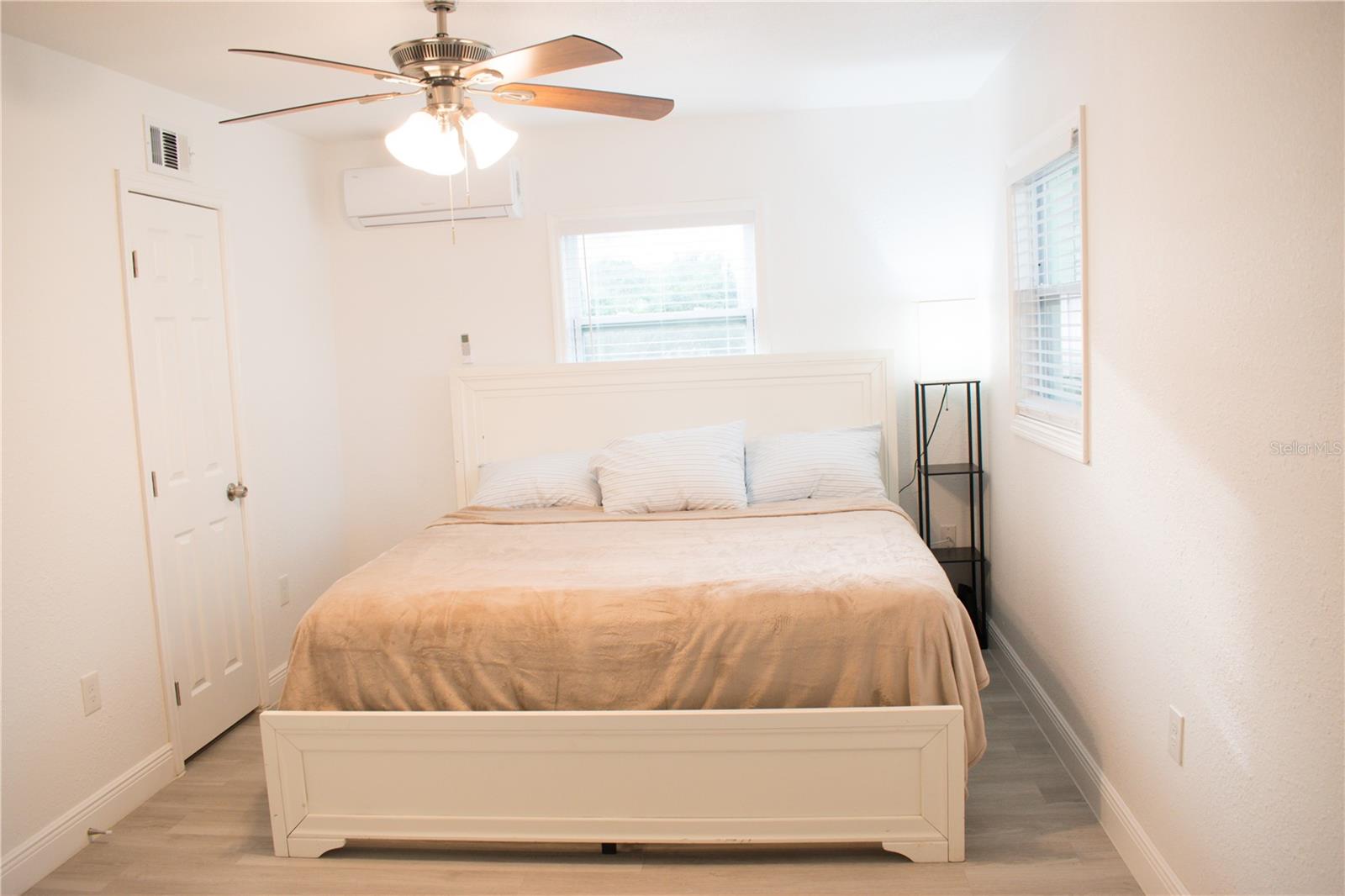 Image 22 of 24 For 5832 Dr Martin Luther King Jr Street N