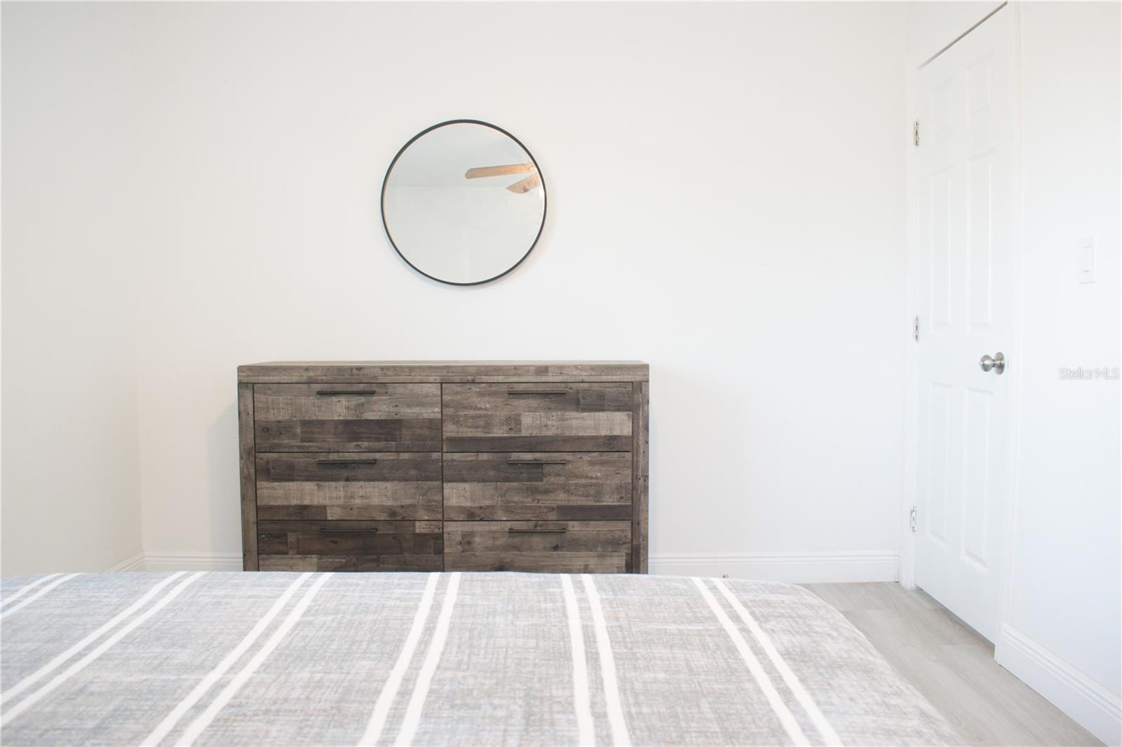 Image 5 of 24 For 5832 Dr Martin Luther King Jr Street N