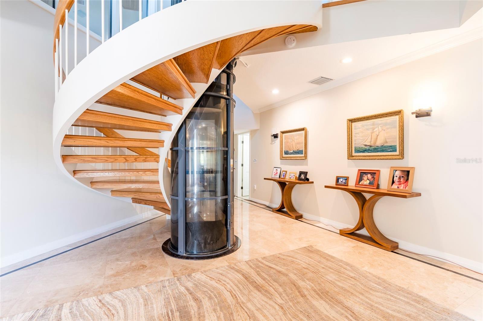 Image 12 of 84 For 2268 Kings Point Drive