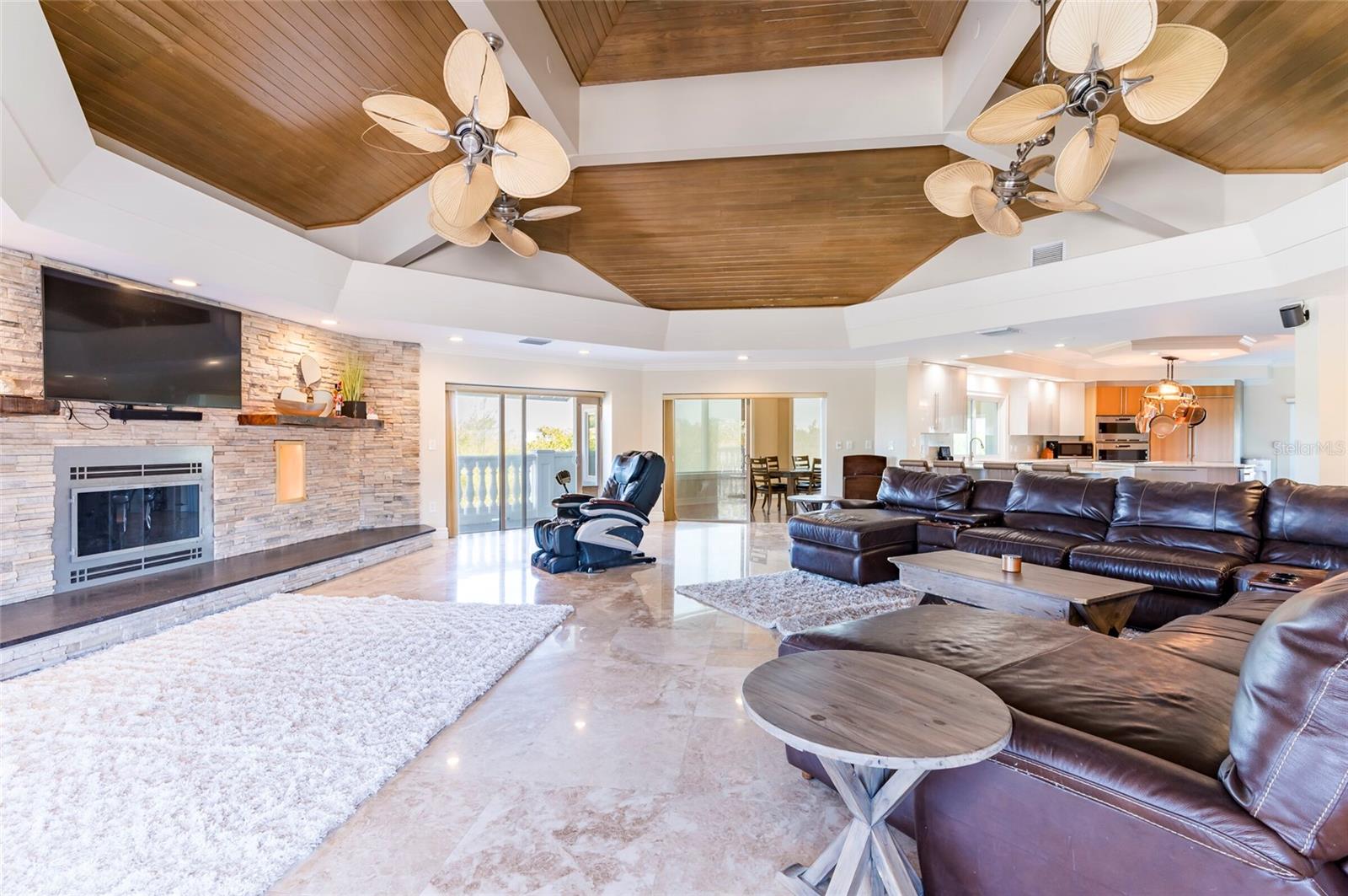 Image 32 of 84 For 2268 Kings Point Drive