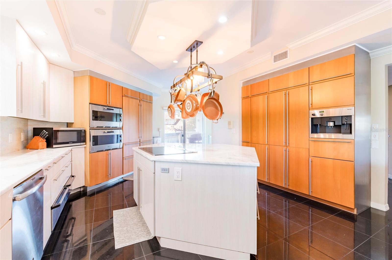 Image 37 of 84 For 2268 Kings Point Drive