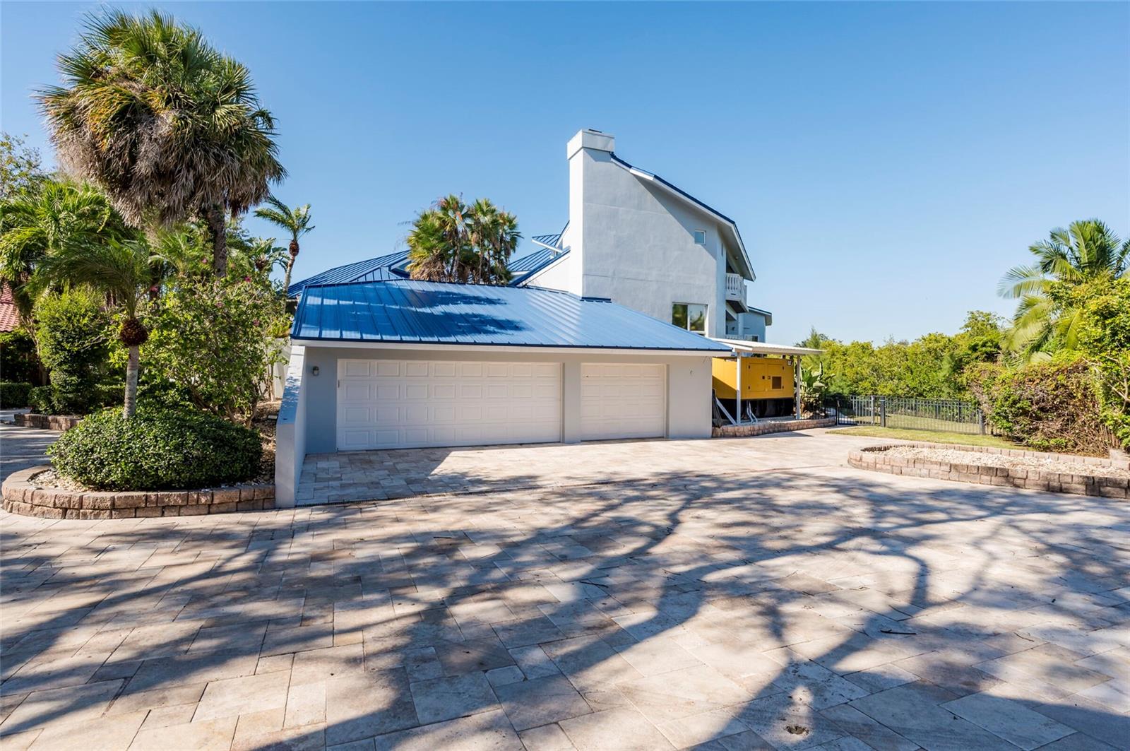 Image 6 of 84 For 2268 Kings Point Drive