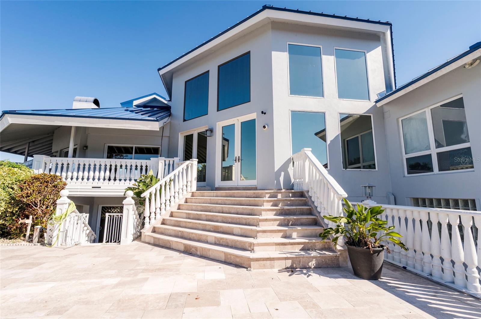 Image 68 of 84 For 2268 Kings Point Drive