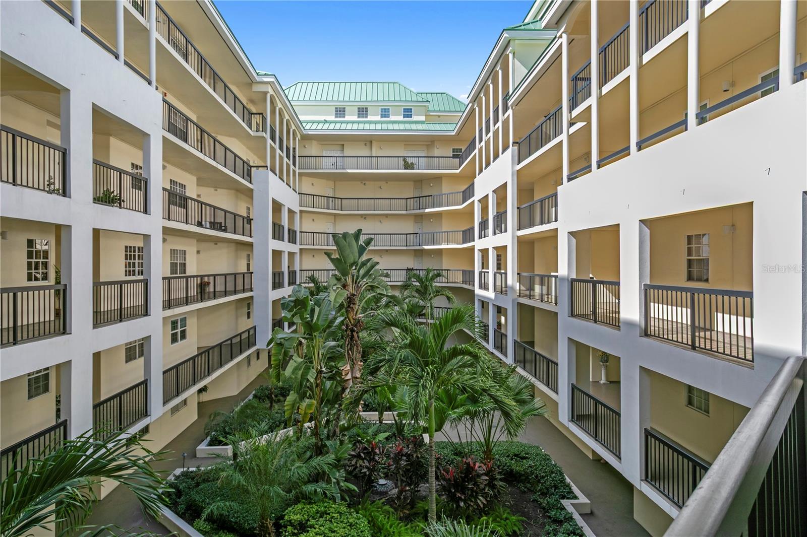 Image 3 of 50 For 1000 Harbour Island Boulevard 2306