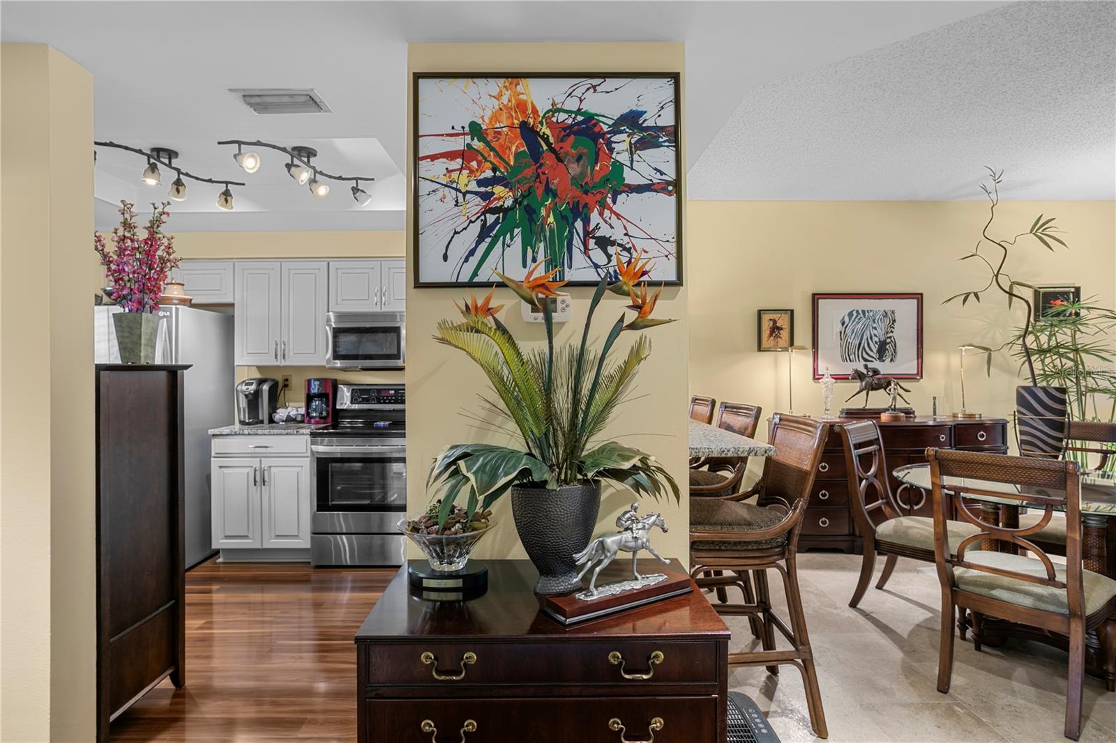 Image 4 of 50 For 1000 Harbour Island Boulevard 2306