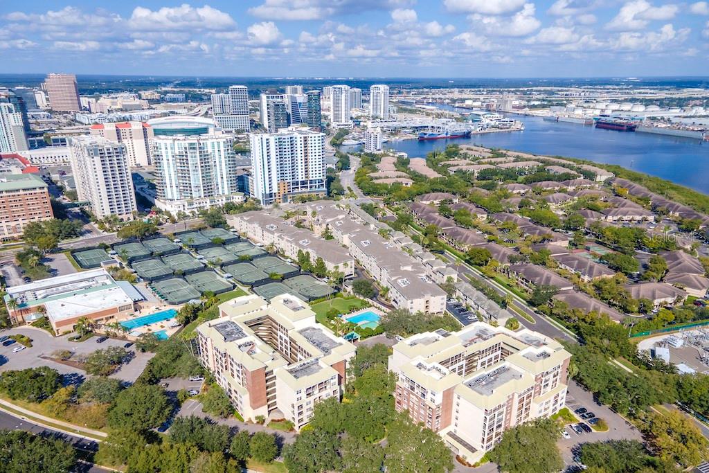 Image 42 of 50 For 1000 Harbour Island Boulevard 2306