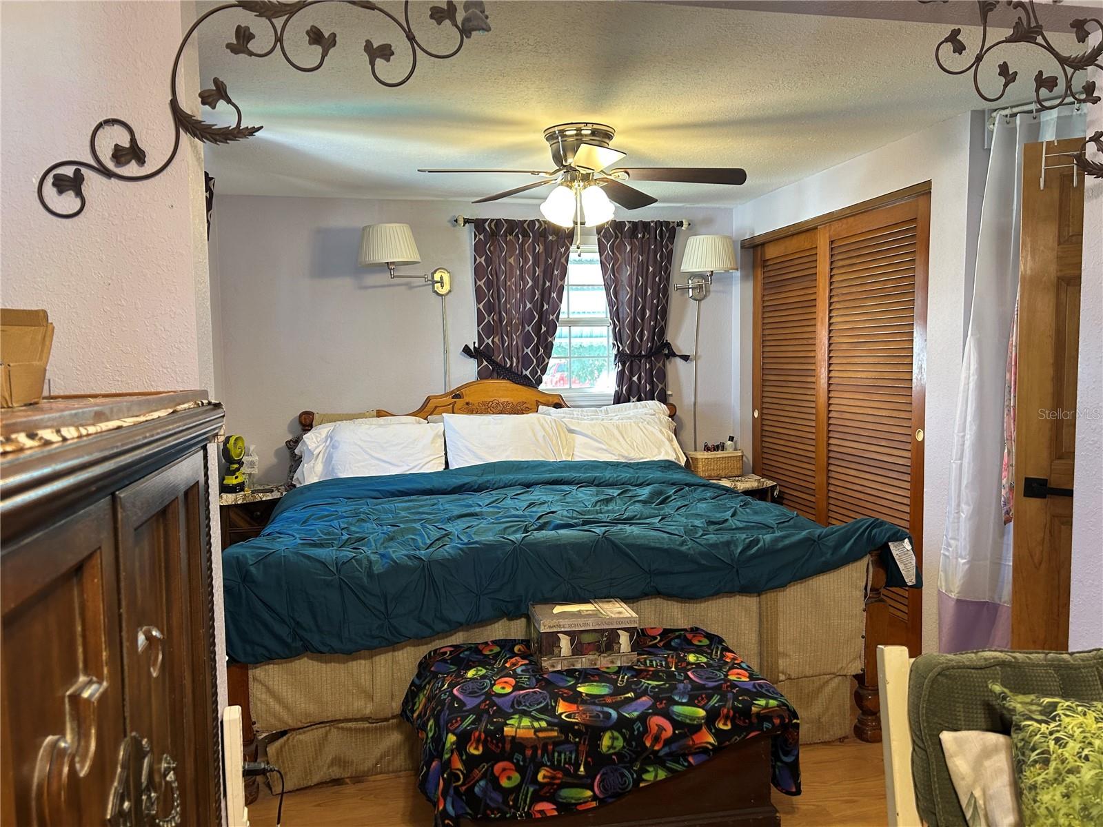 Image 12 of 16 For 11412 103rd Street