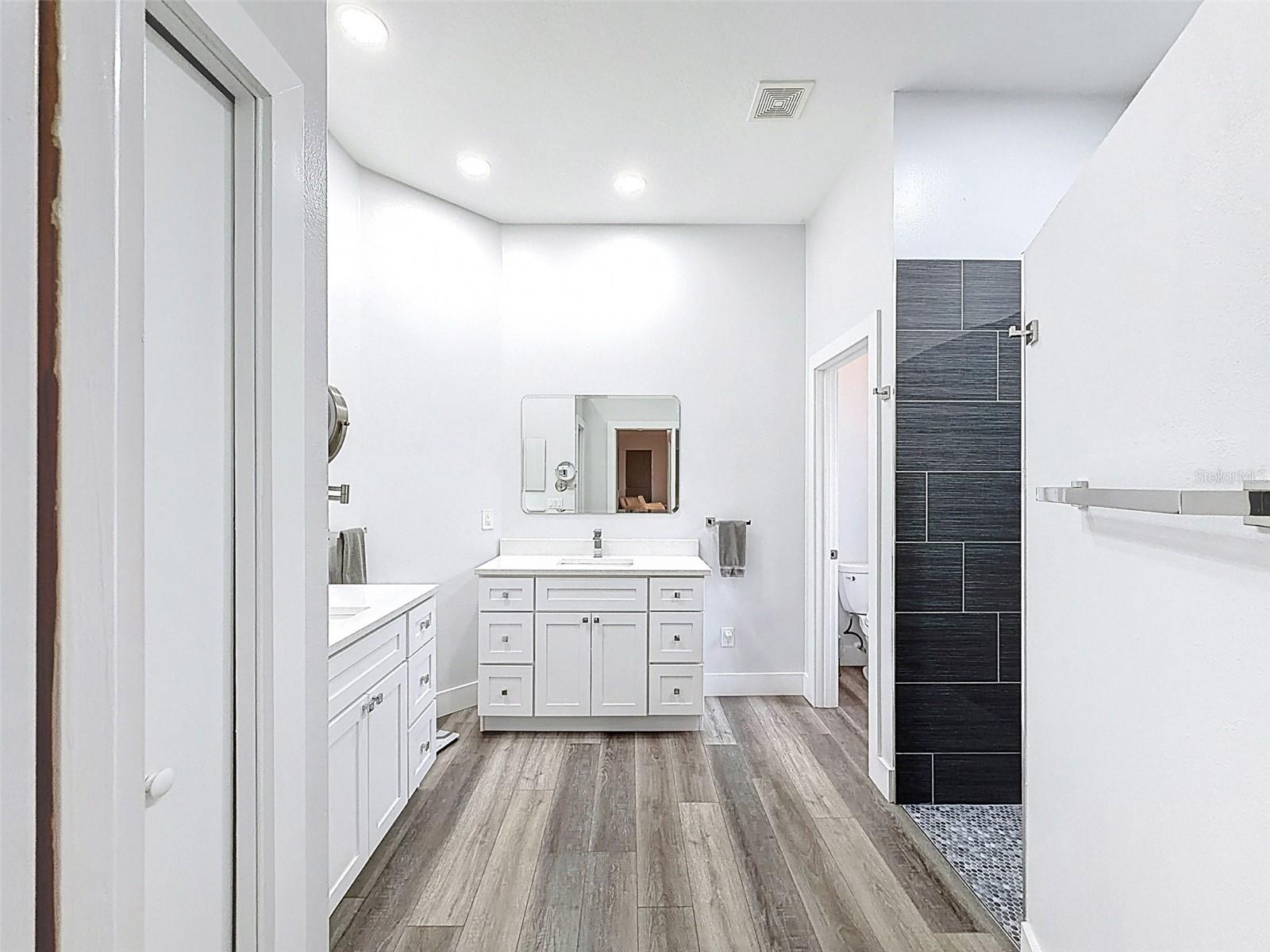 Image 14 of 36 For 19113 Beckett Drive