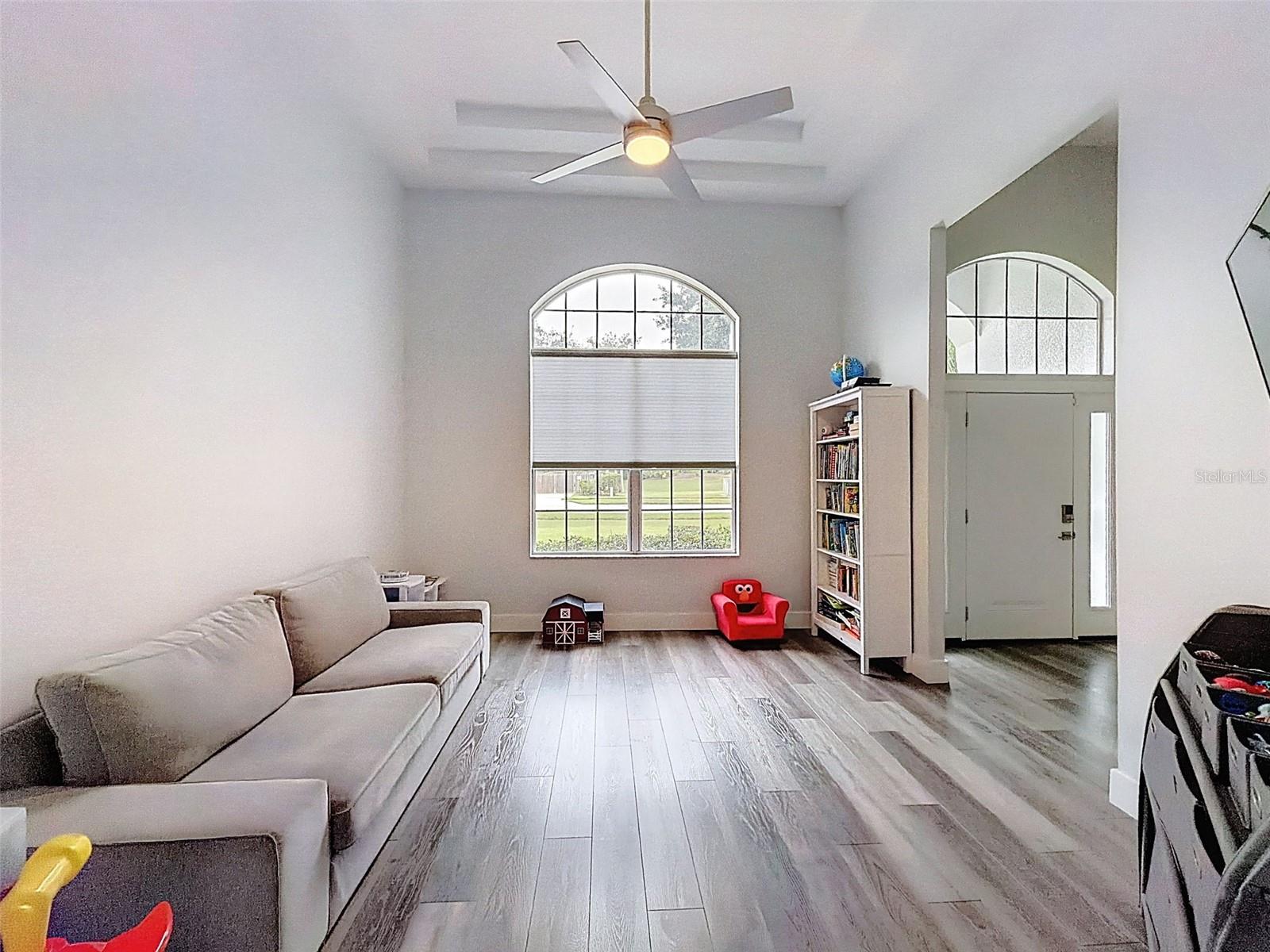 Image 21 of 36 For 19113 Beckett Drive