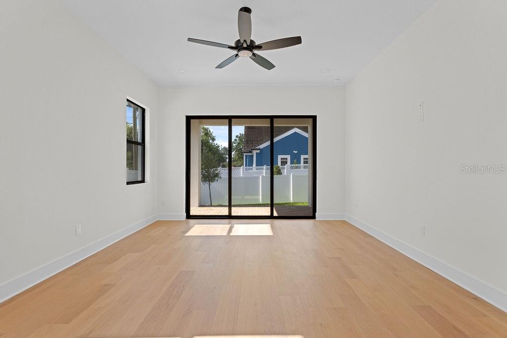 Image 12 of 36 For 3202 La Salle Street