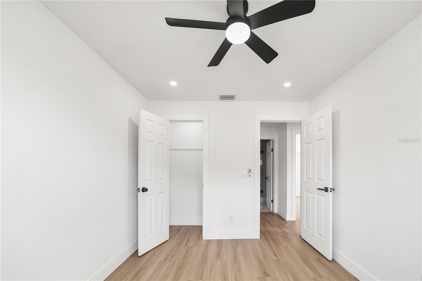 Image 10 of 22 For 5805 Hammon Drive