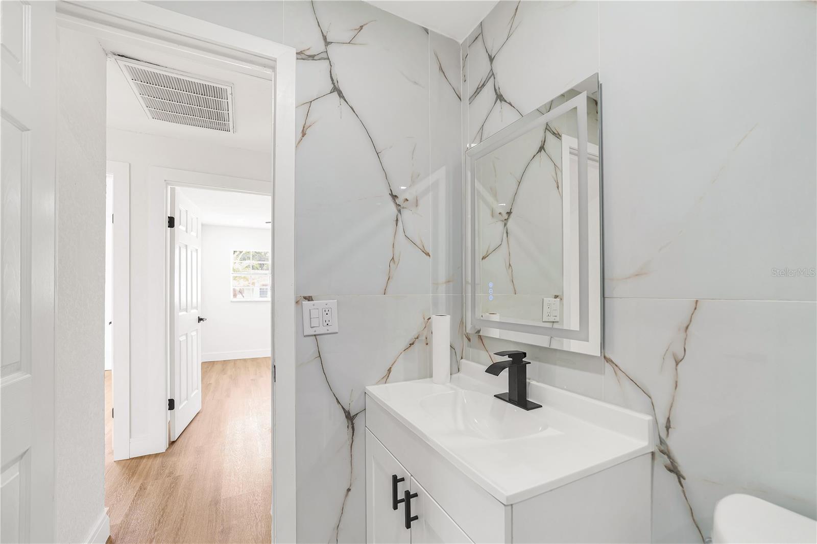 Image 11 of 22 For 5805 Hammon Drive