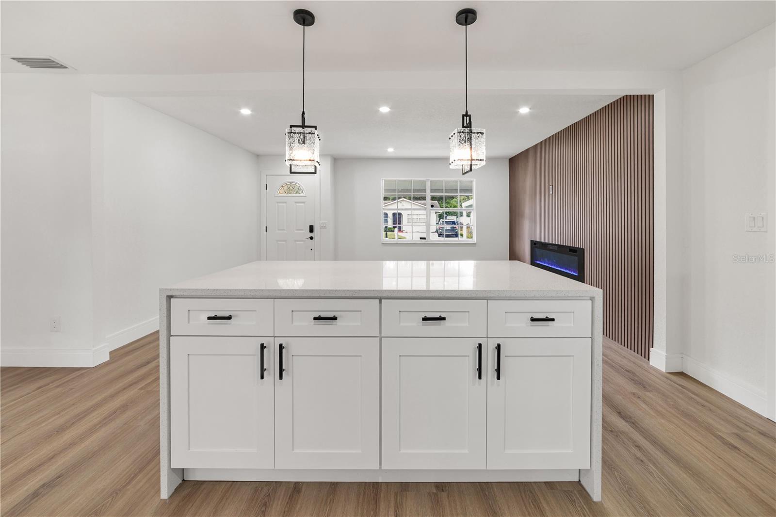 Image 4 of 22 For 5805 Hammon Drive