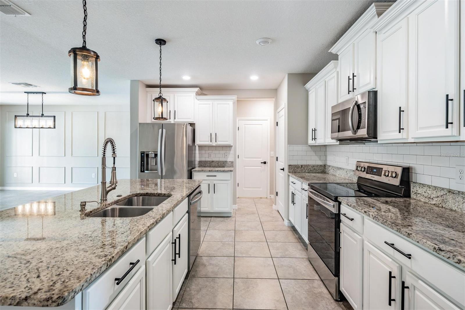 Listing photo id 8 for 14704 Scottburgh Glen Drive