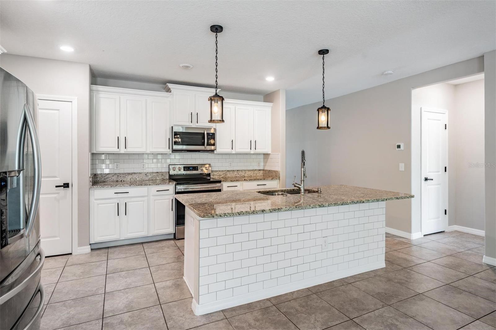 Listing photo id 11 for 14704 Scottburgh Glen Drive
