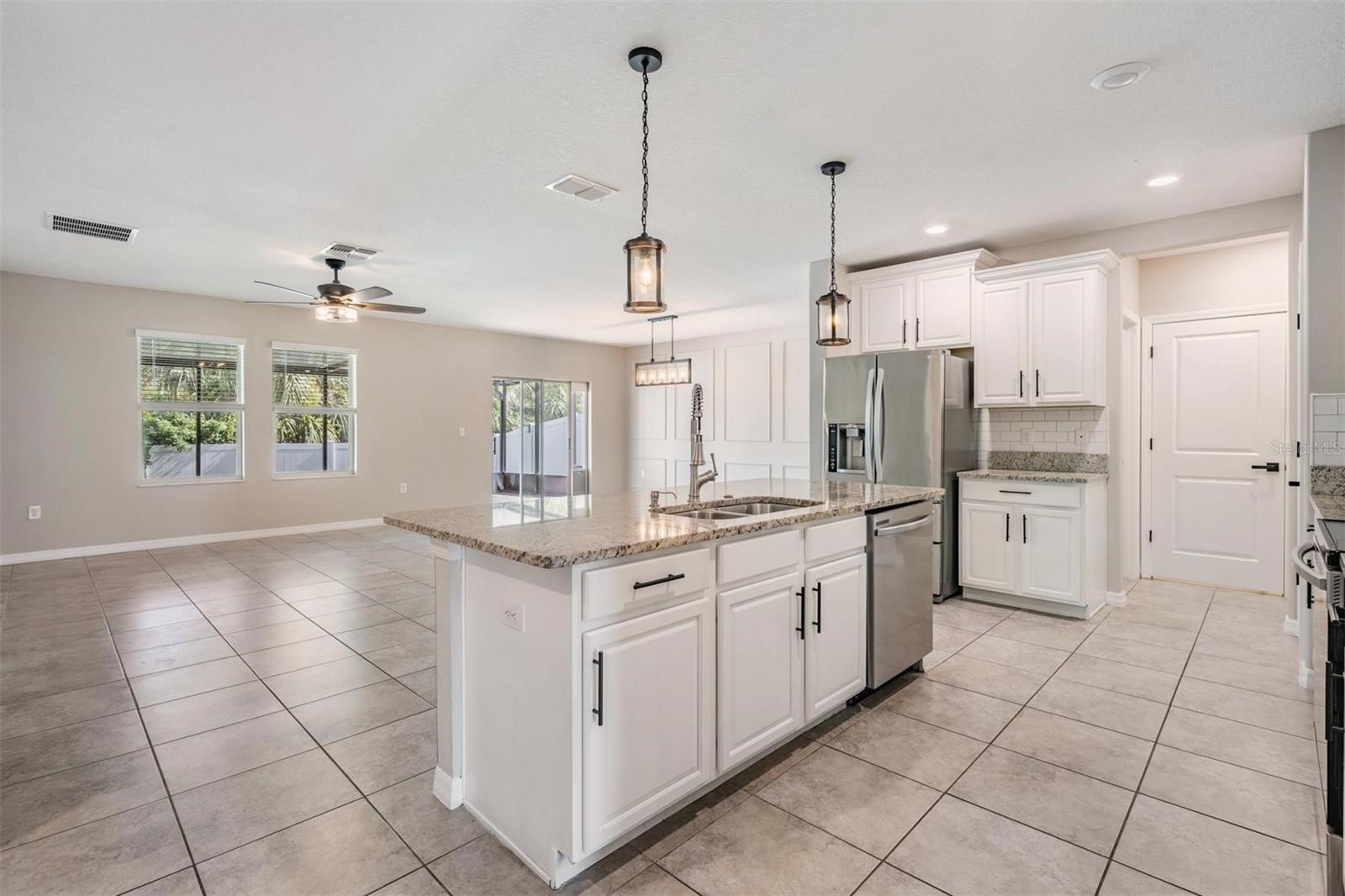 Listing photo id 12 for 14704 Scottburgh Glen Drive