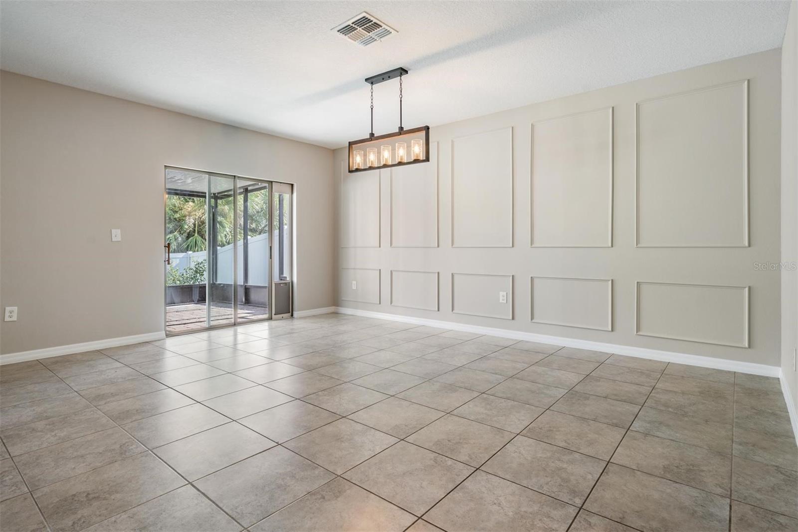 Listing photo id 18 for 14704 Scottburgh Glen Drive