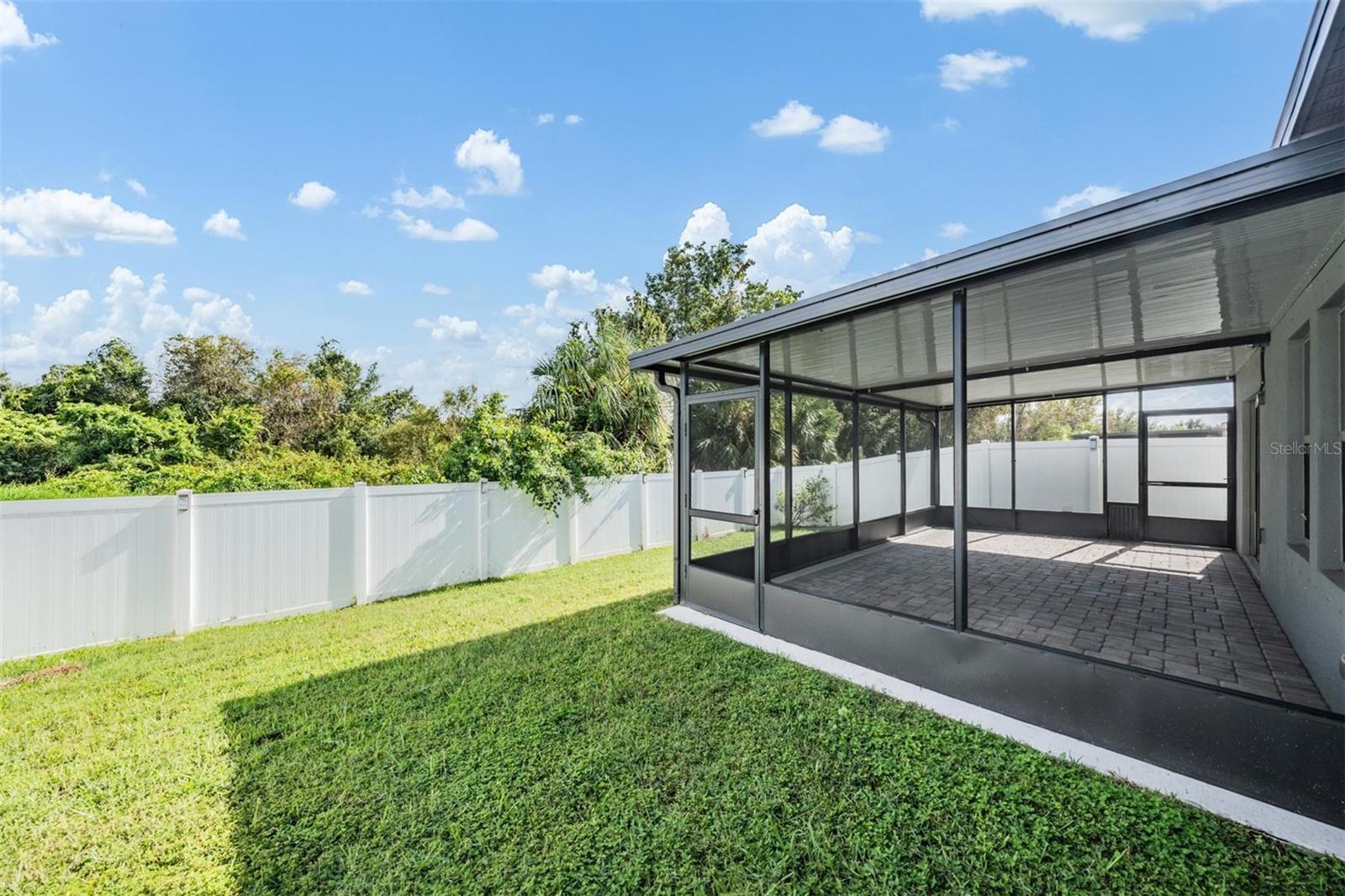 Listing photo id 38 for 14704 Scottburgh Glen Drive