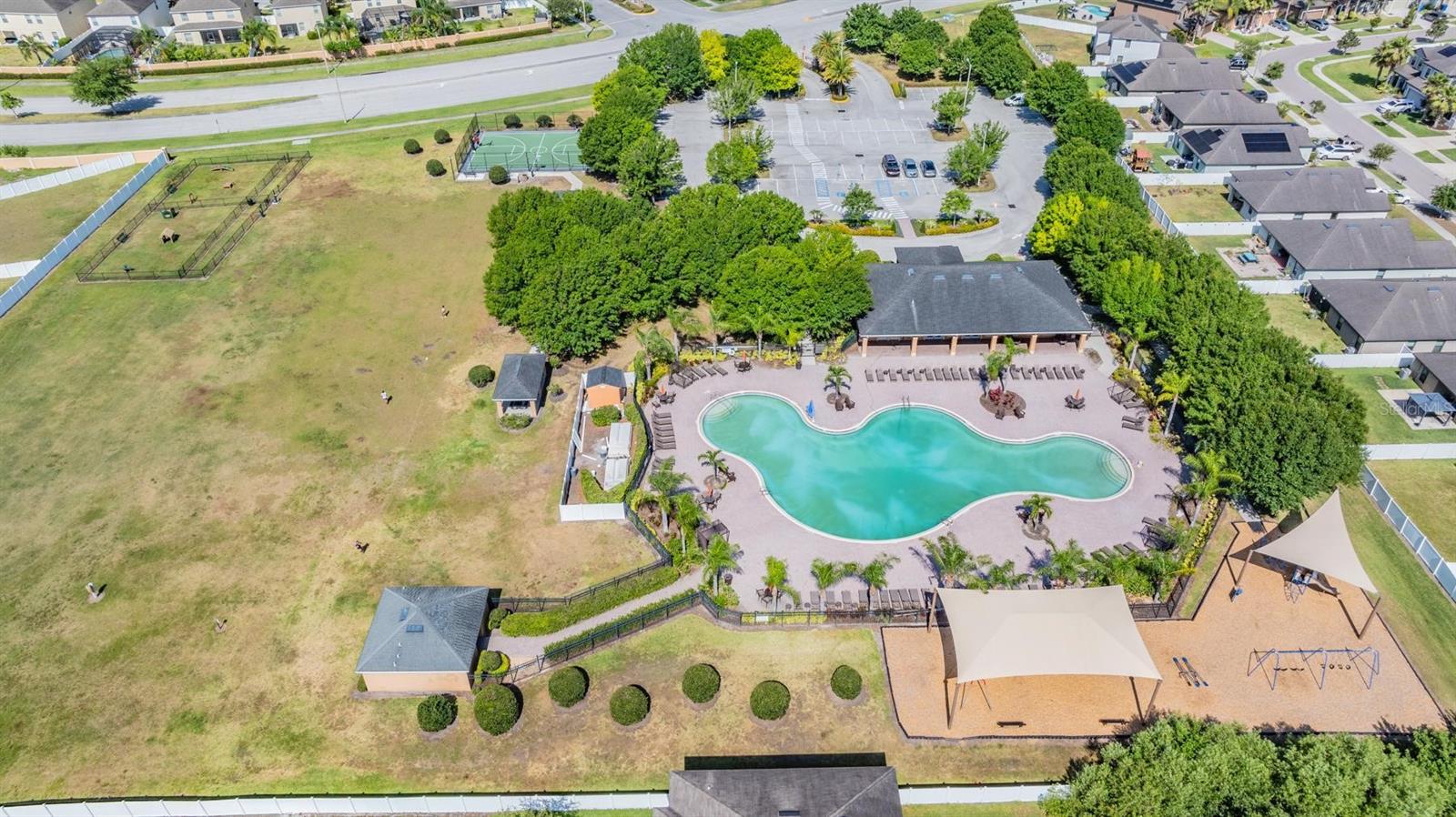Listing photo id 51 for 14704 Scottburgh Glen Drive