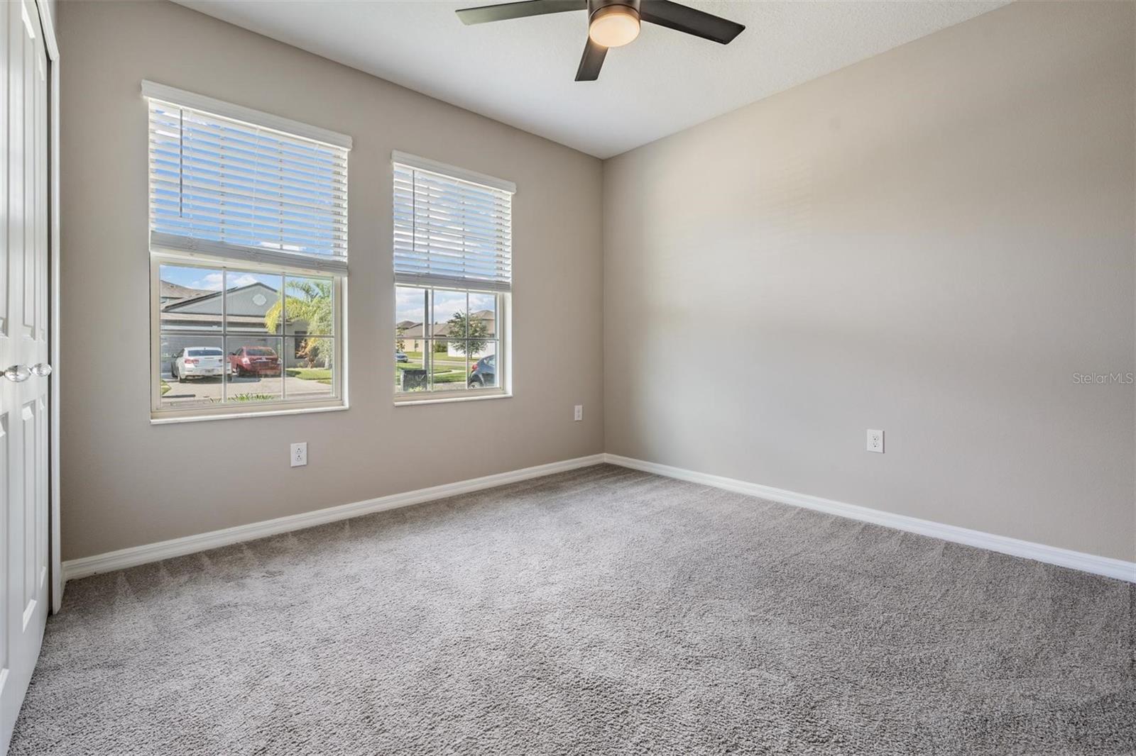 Listing photo id 4 for 14704 Scottburgh Glen Drive