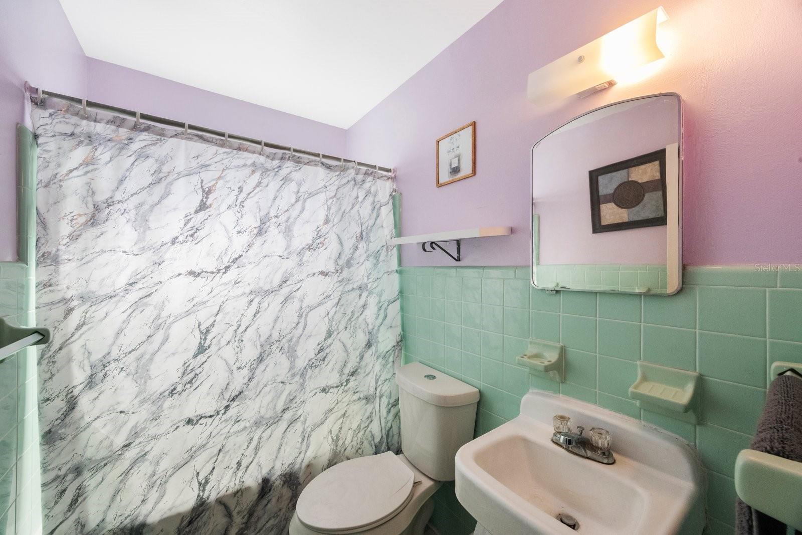 Image 13 of 29 For 2454 6th Avenue N