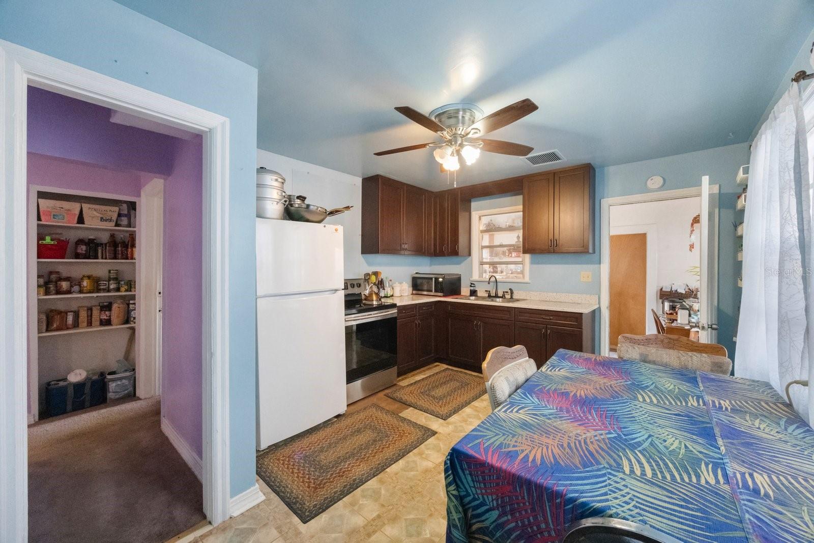 Image 3 of 29 For 2454 6th Avenue N