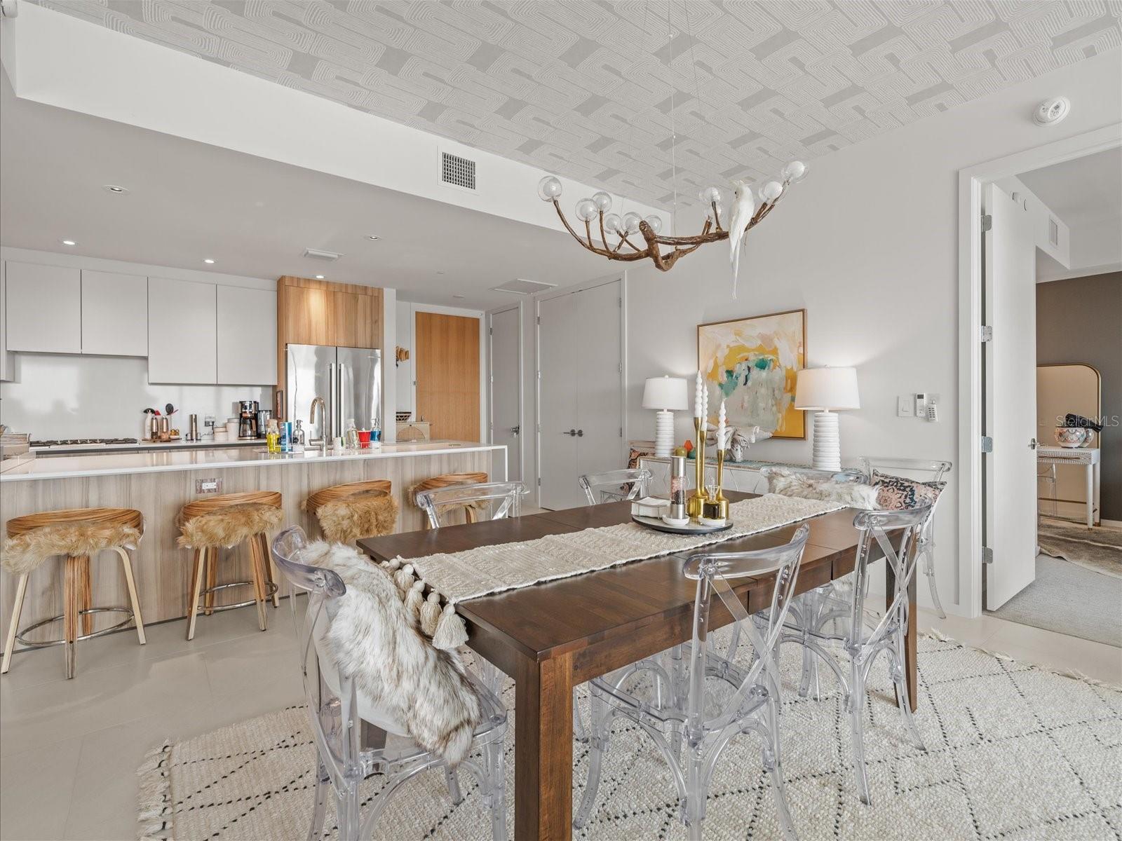 Image 71 of 100 For 1020 Sunset Point Road 511