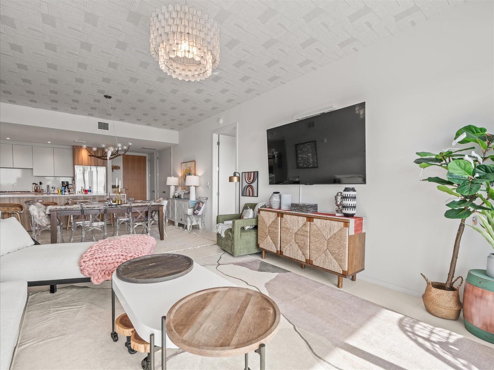 Image 77 of 100 For 1020 Sunset Point Road 511