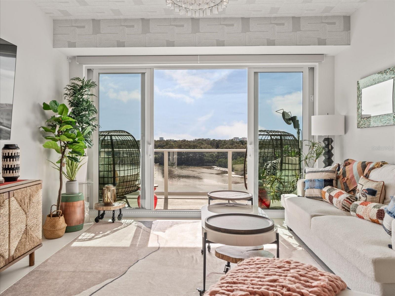 Image 79 of 100 For 1020 Sunset Point Road 511