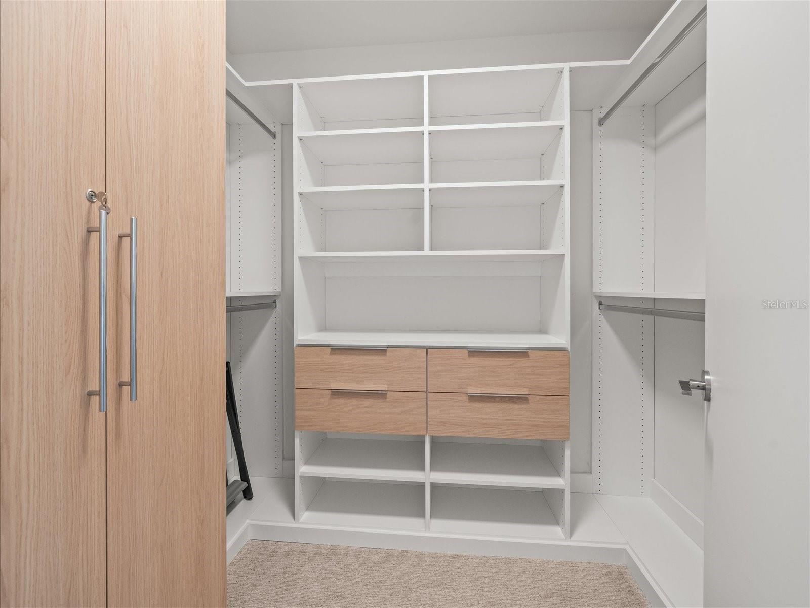 Image 91 of 100 For 1020 Sunset Point Road 511