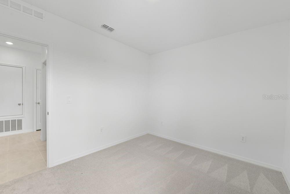 Image 21 of 40 For 13231 Commons Avenue