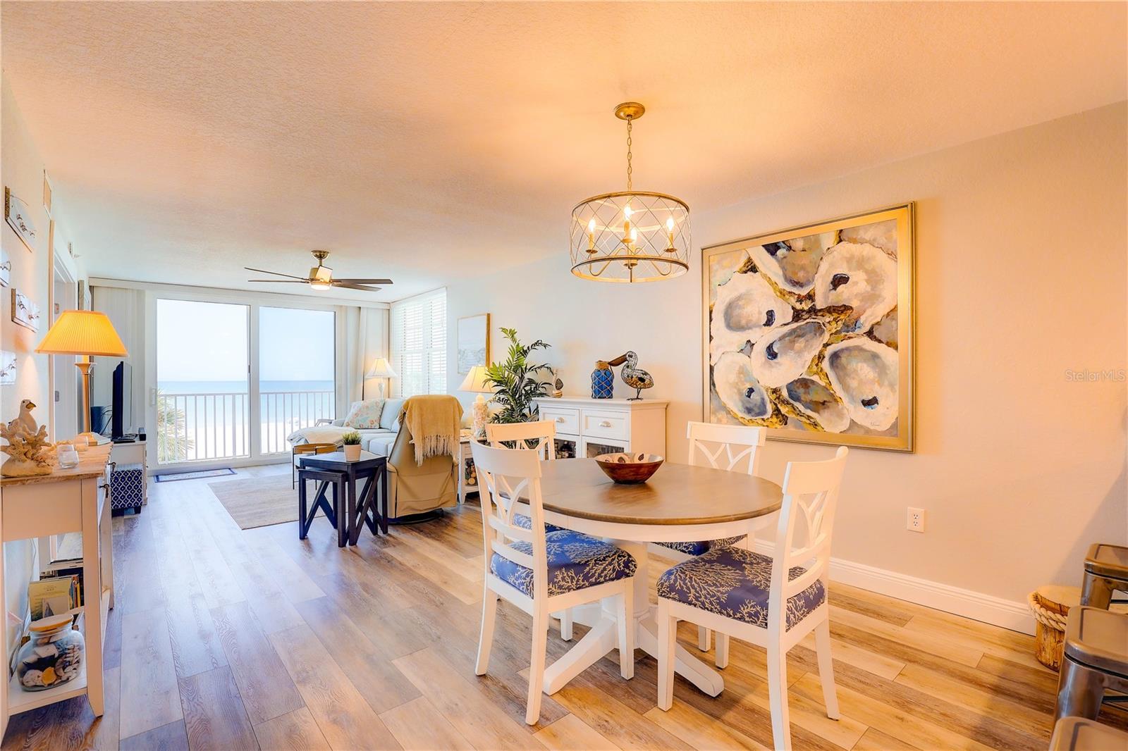 Image 11 of 44 For 19526 Gulf Boulevard 2c